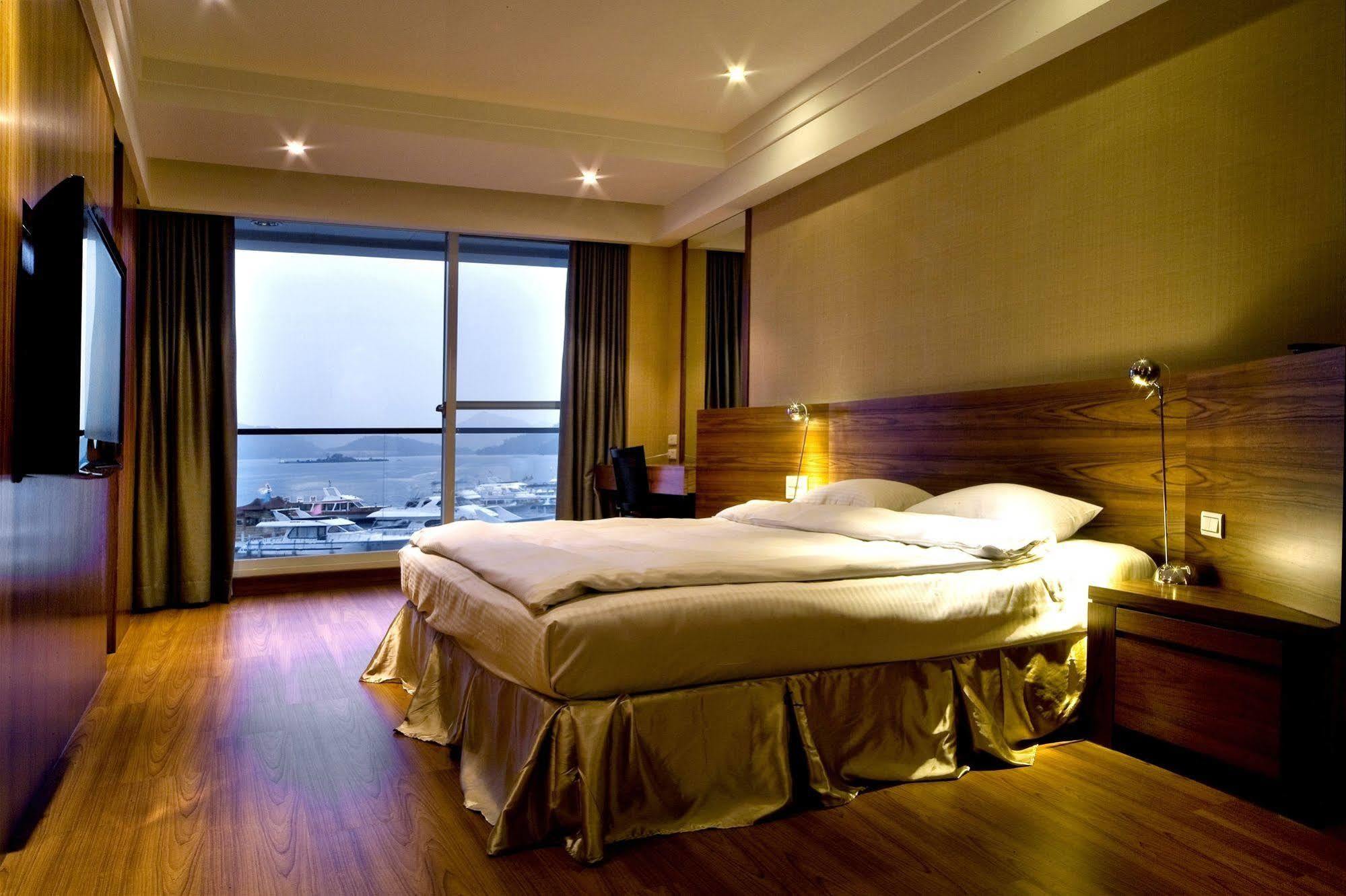 Spa Home Sun Moon Lake Luxury Lakeside Hotel Yuchi Ngoại thất bức ảnh