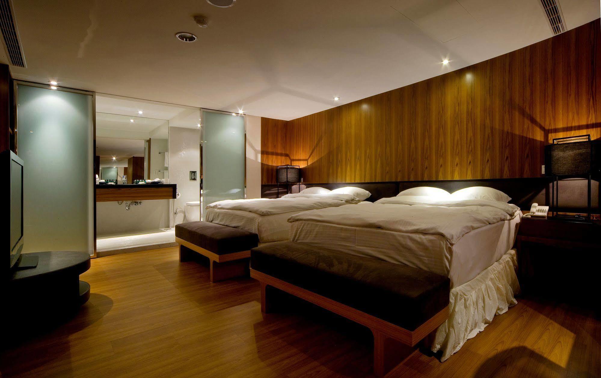 Spa Home Sun Moon Lake Luxury Lakeside Hotel Yuchi Ngoại thất bức ảnh