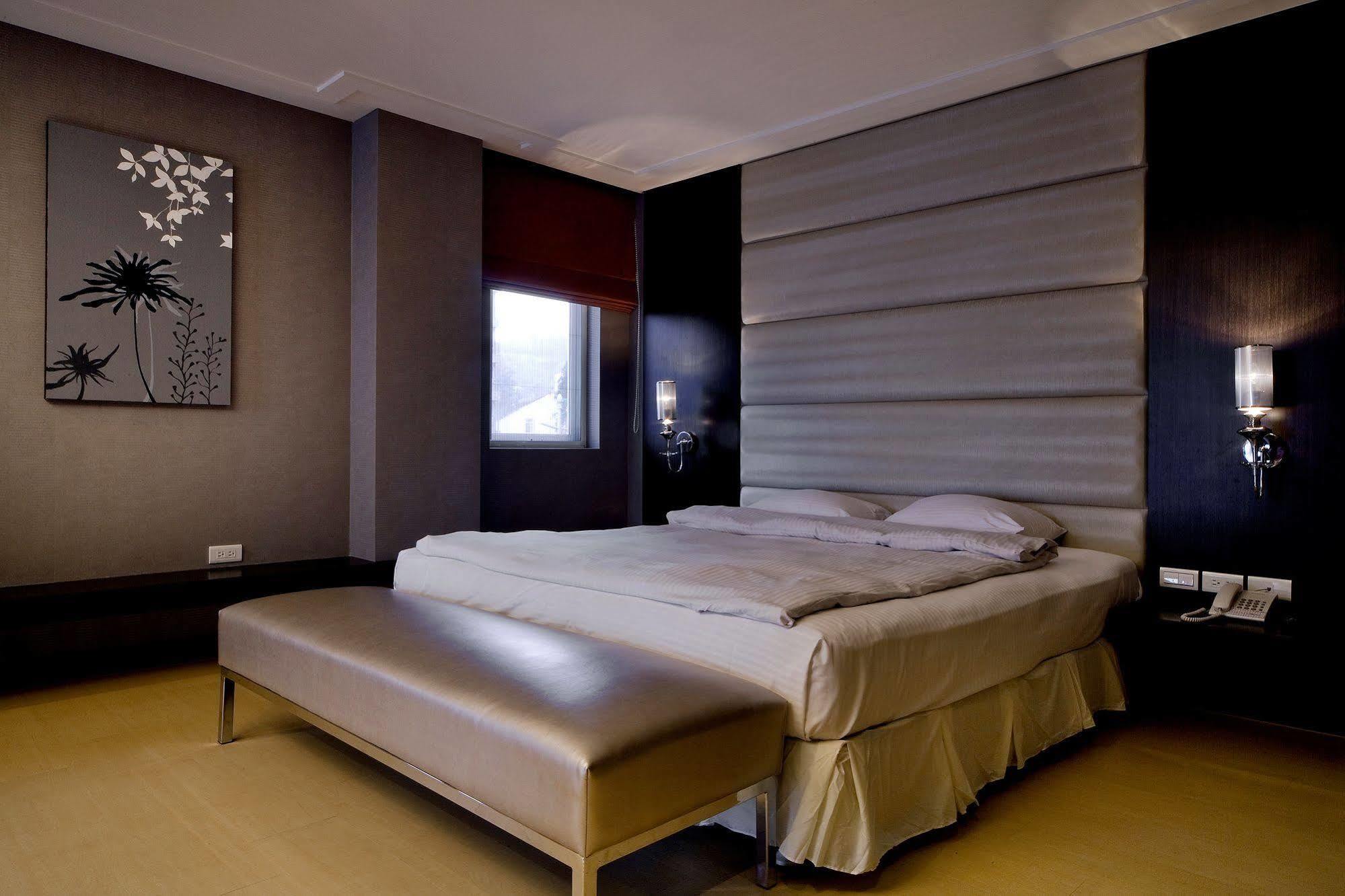 Spa Home Sun Moon Lake Luxury Lakeside Hotel Yuchi Ngoại thất bức ảnh